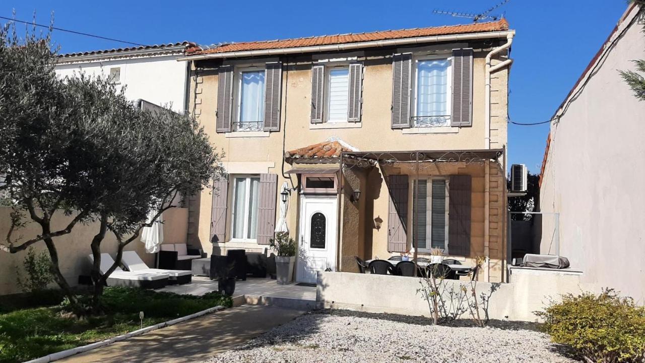Maison Maloya 2 Chambres Avec Jardin Cavaillon Exterior photo
